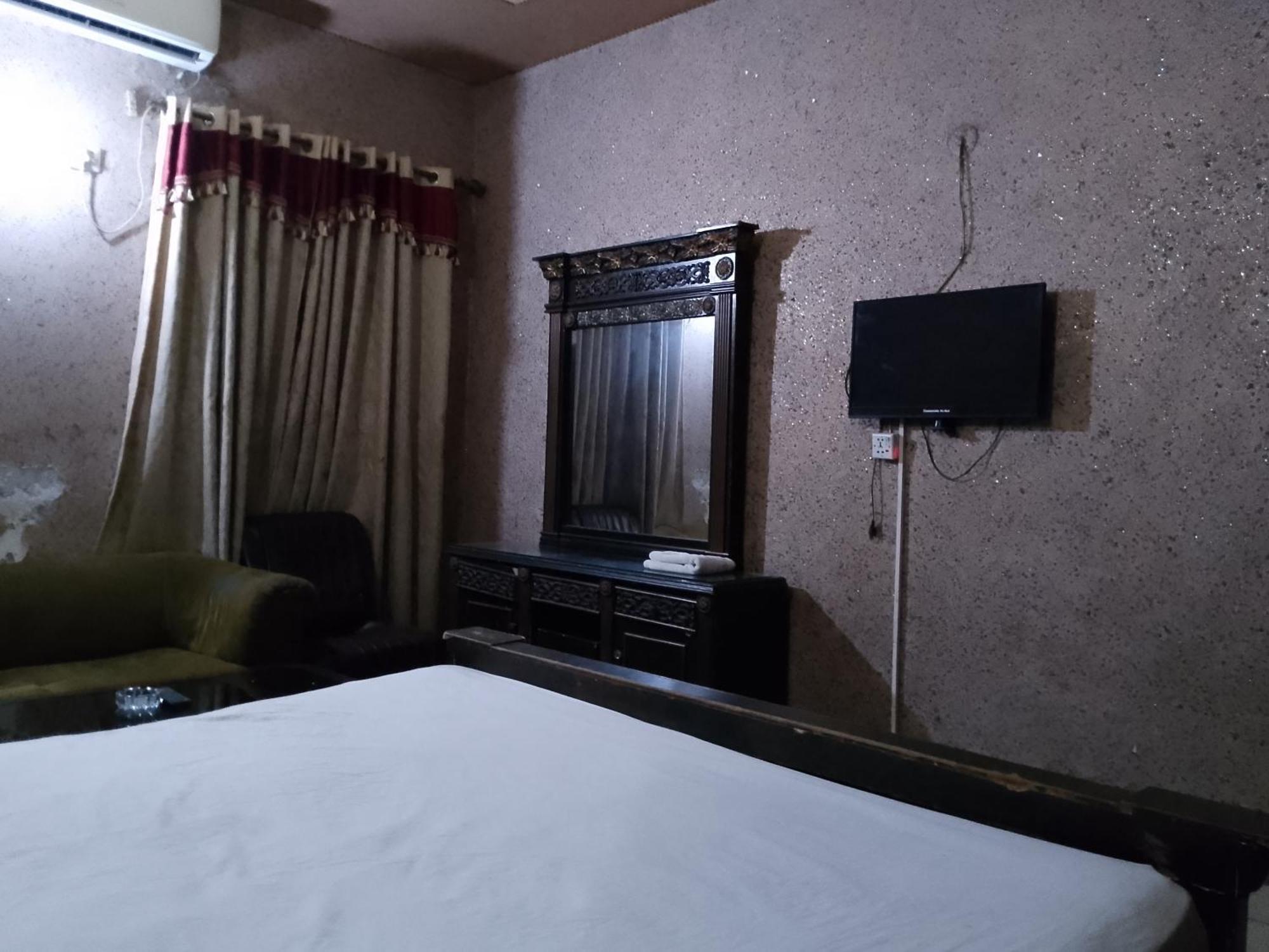 Moon Soon Hotel Lahore Exterior foto